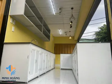 Container Cafe Sân Thượng 20 Feet Sang Trọng: Quầy Bar Chữ L Và Hệ Thống Đèn Decor