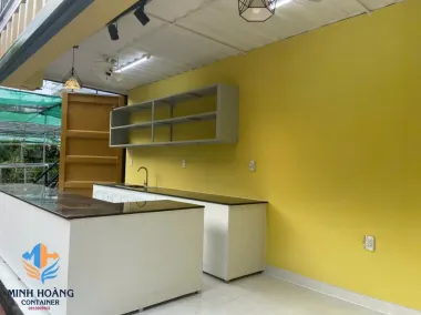 Container Cafe Sân Thượng 20 Feet Sang Trọng: Quầy Bar Chữ L Và Hệ Thống Đèn Decor