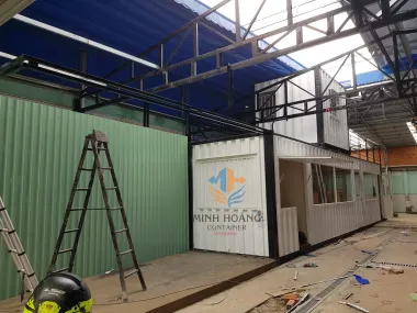 Container showroom garage lắp ghép 40 feet và 10 feet trắng viền đen Tân Phú