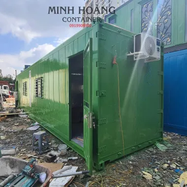 Container văn phòng 40 feet màu xanh lá kèm máy lạnh, điện, đèn đầy đủ tiện nghi