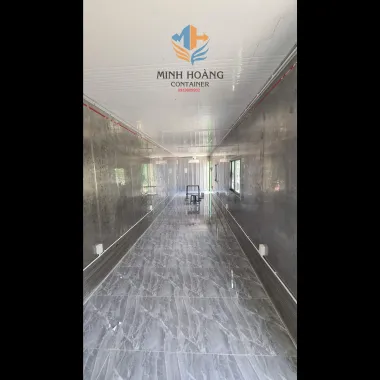 Container văn phòng 40 feet màu xanh lá kèm máy lạnh, điện, đèn đầy đủ tiện nghi