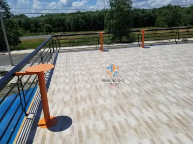 Container nhà ở lắp ghép 4x40 feet có toilet xanh viền cam