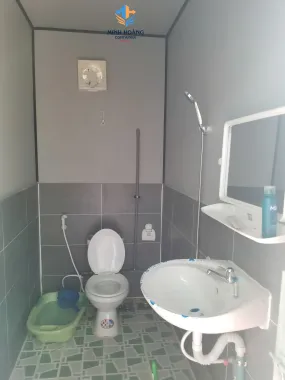 Mẫu Nhà Container Lắp Ghép Hệ Đôi Hai Màu Xám Trắng – Giải Pháp An Cư Hiện Đại & Tiết Kiệm