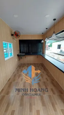 Container Cafe 20 Feet Đen Viền Trắng Có Toilet Cửa Ngoài 