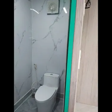Container Nhà Ở 40 Feet Xám Ốp Gỗ Chia 2 Phòng Có Toilet