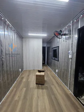 Container Văn Phòng 20 Feet Không Gian Toilet Hiện Đại