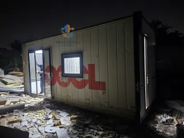 Container Văn Phòng 20 Feet Không Gian Toilet Hiện Đại