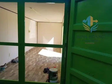 Container Văn Phòng 20 Feet Xanh Lá Khung Kính Cửa Lùa
