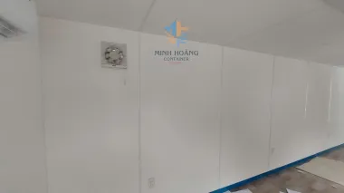 Container Văn Phòng 40 Feet Phối 3 Màu Trắng Đỏ Vàng: Giải Pháp Không Gian Sáng Tạo