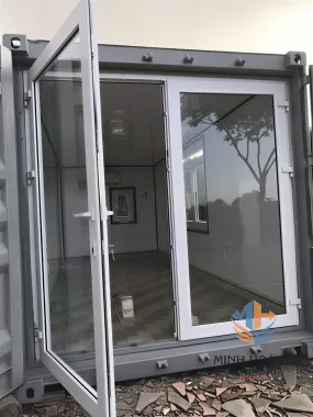 Container mẫu nhà ở 20 feet cửa kính xám đơn giản - N203