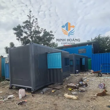 Container nhà ở 20 feet xám đậm làm từ container lạnh có wc và máy lạnh mẫu 1