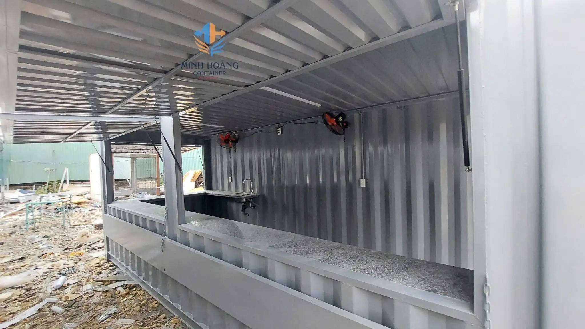 CONTAINER CAFE