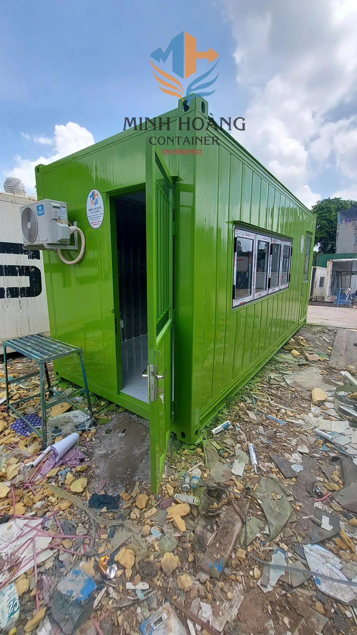 Container Văn Phòng 20 Feet Xanh Lá Hai Cửa Đi Hiện Đại