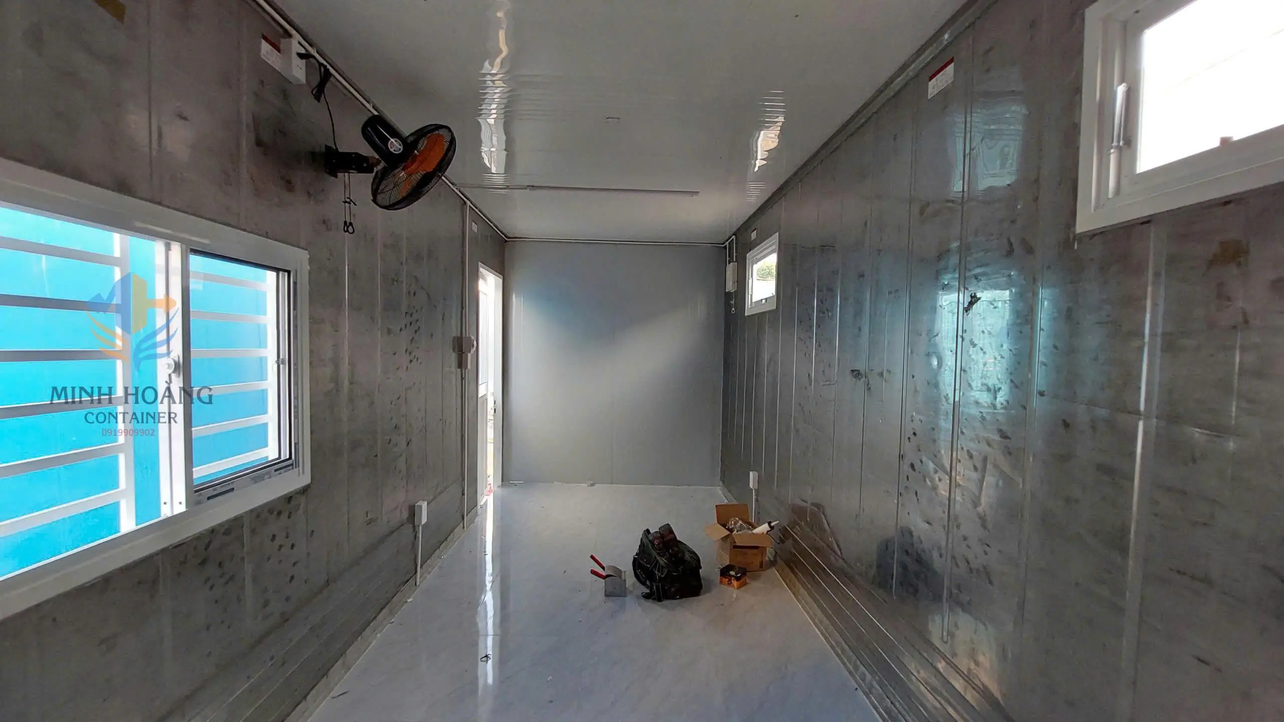 Container Văn Phòng 20 Feet Đen Hiện Đại