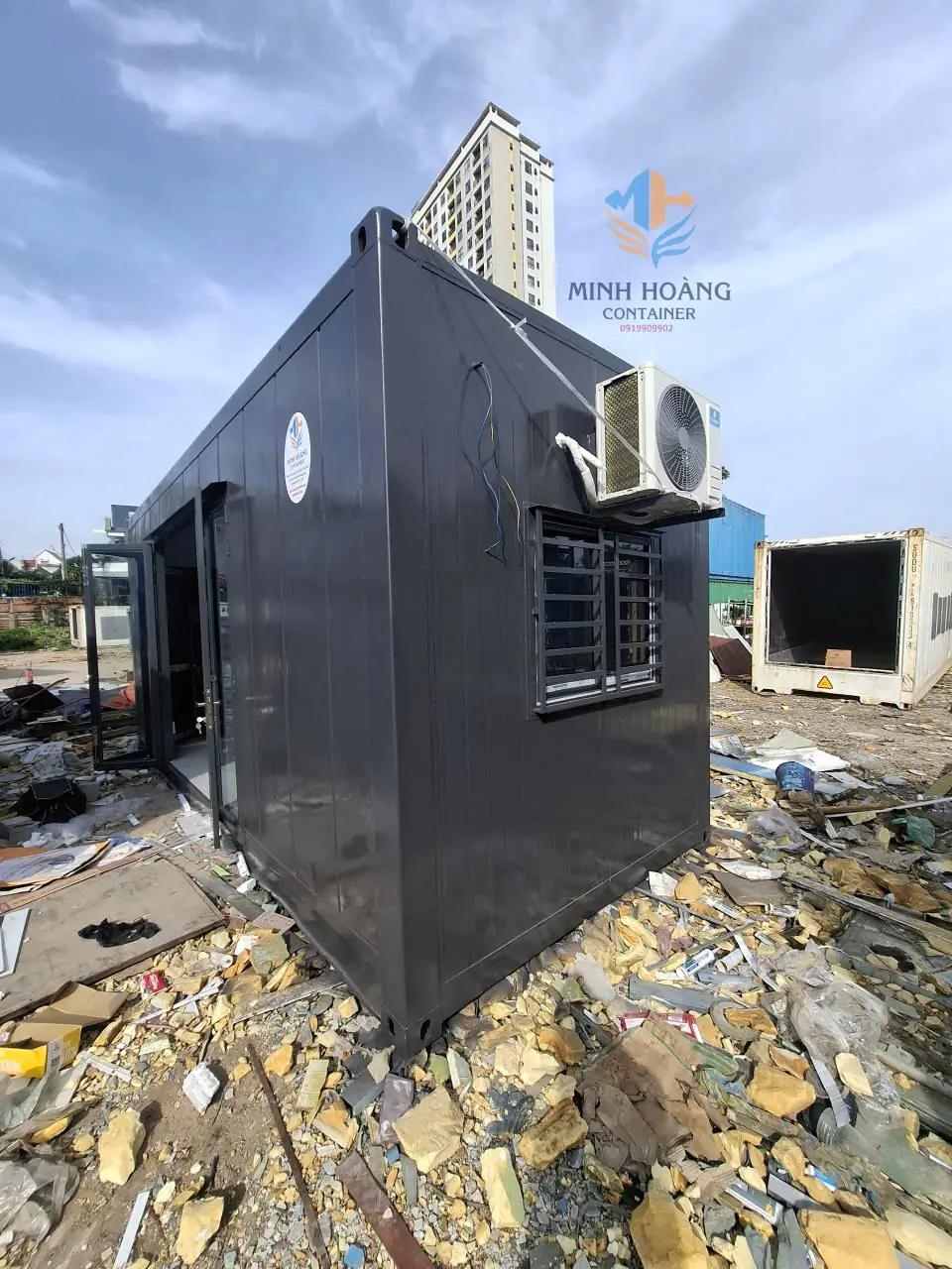 Container Văn Phòng 20 Feet Xám 3 Cửa Có Toilet