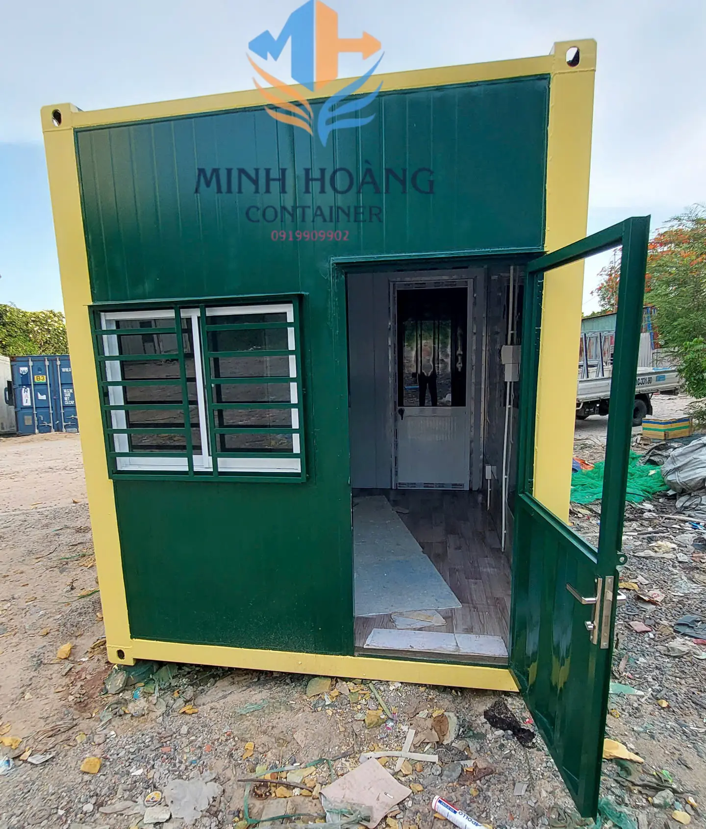 Container Văn Phòng 20 Feet Xanh Lá Viền Vàng Chia 2 Phòng 