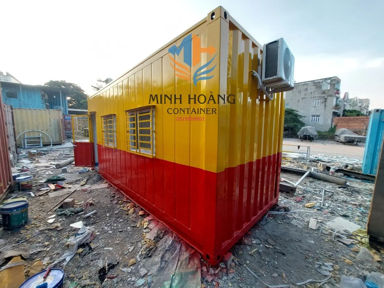 Container văn phòng 20 feet làm từ vỏ container lạnh sơn mới đỏ vàng